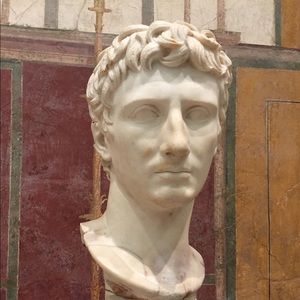 Meet your Posher, Nolan